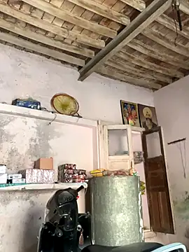 amitsharma7868 online show from December 3, 2025, 3:58 am