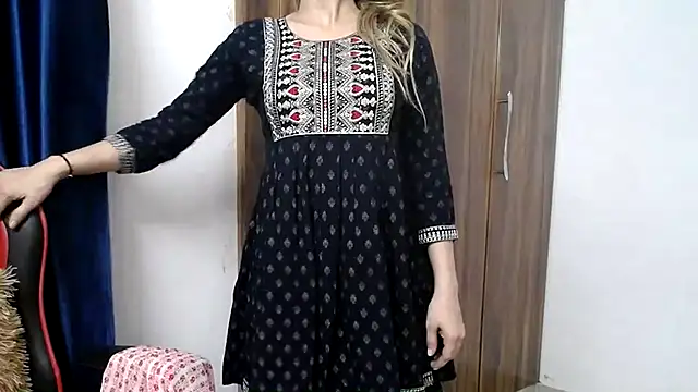 Snapshot of niya-cute chatting on October 26, 2025, 10:25 pm niya-cute online show from October 26, 2025, 10:25 pm