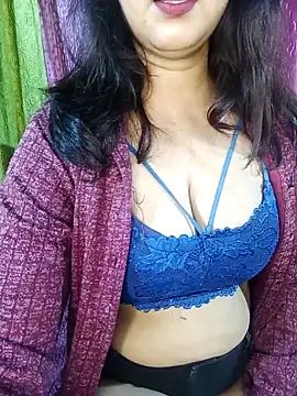 Snapshot of Ishani_Baby chatting on November 3, 2025, 3:13 pm Ishani Baby online show from November 3, 2025, 3:13 pm