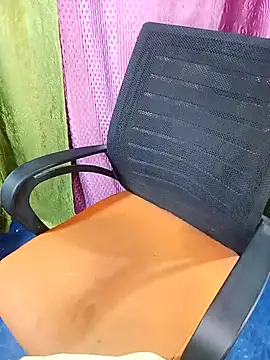 Snapshot of Ishani_Baby chatting on December 2, 2025, 5:08 pm Ishani Baby online show from December 2, 2025, 5:08 pm