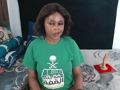 Snapshot of CreamySexyPussy chatting on November 24, 2025, 10:15 am CreamySexyPussy online show from November 24, 2025, 10:15 am