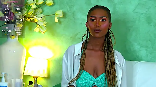 Snapshot of Izzie_Sugar chatting on September 10, 2025, 7:03 pm Izzie Sugar online show from September 10, 2025, 7:03 pm