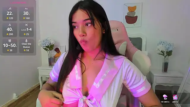 Shaleena  online show from November 29, 2025, 8:12 pm