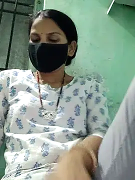 Snapshot of poojam93 chatting on September 11, 2025, 1:44 pm poojam93 online show from September 11, 2025, 1:44 pm