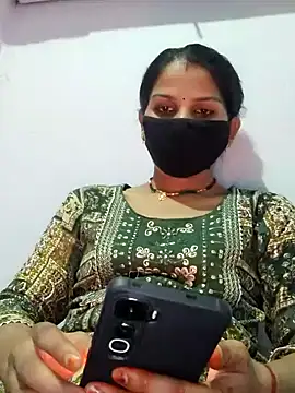 Snapshot of poojam93 chatting on October 18, 2025, 3:57 pm poojam93 online show from October 18, 2025, 3:57 pm