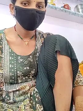 Snapshot of poojam93 chatting on November 5, 2025, 7:08 am poojam93 online show from November 5, 2025, 7:08 am