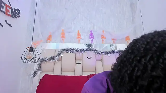 Snapshot of Johan_gz_ chatting on October 14, 2025, 11:33 am Johan gz online show from October 14, 2025, 11:33 am