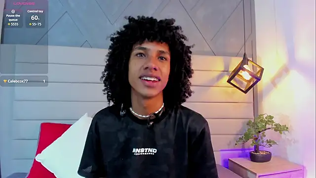 Snapshot of Johan_gz_ chatting on November 25, 2025, 12:49 pm Johan gz online show from November 25, 2025, 12:49 pm