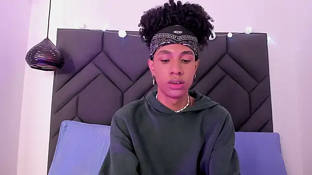 Snapshot of Johan_gz_ chatting on December 3, 2025, 5:22 pm Johan gz online show from December 3, 2025, 5:22 pm