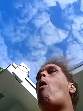 Snapshot of sarahkat86 chatting on October 31, 2025, 8:21 pm sarahkat86 online show from October 31, 2025, 8:21 pm