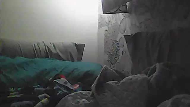 Snapshot of sarahkat86 chatting on November 11, 2025, 12:27 pm sarahkat86 online show from November 11, 2025, 12:27 pm