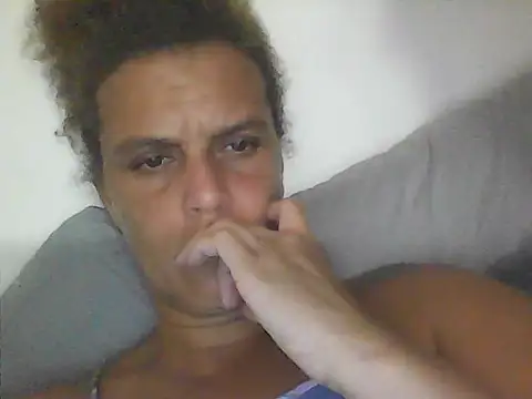 Snapshot of sarahkat86 chatting on November 14, 2025, 2:10 am sarahkat86 online show from November 14, 2025, 2:10 am