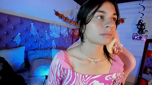 Snapshot of Jade_rey_ chatting on October 17, 2025, 7:27 pm Jade rey online show from October 17, 2025, 7:27 pm