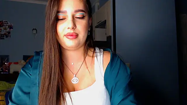 NikiWhite online show from September 14, 2025, 8:19 pm