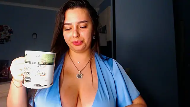 NikiWhite online show from September 15, 2025, 5:13 pm