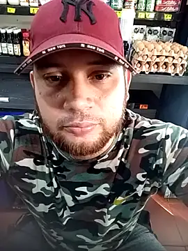 Catire10  online show from October 10, 2025, 8:41 pm