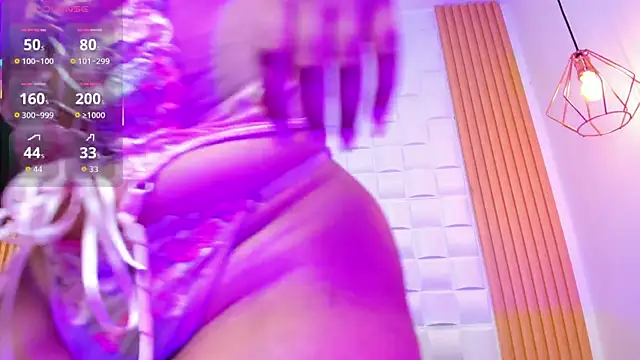 Snapshot of AriaBelle chatting on November 20, 2025, 11:10 am AriaBelle online show from November 20, 2025, 11:10 am