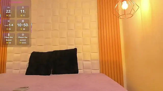 Snapshot of AriaBelle chatting on November 29, 2025, 11:02 am AriaBelle online show from November 29, 2025, 11:02 am