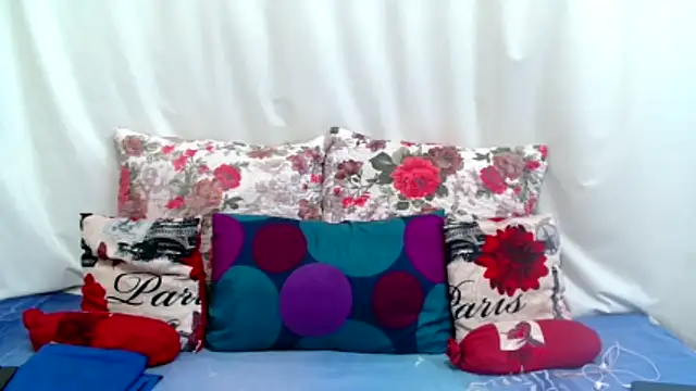 ChubbyBoobsxxx online show from November 29, 2025, 5:21 am