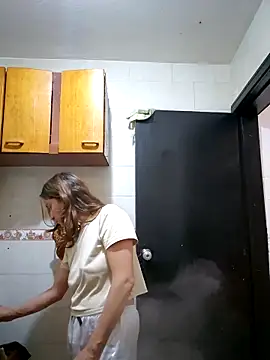 aytanna torrez online show from November 6, 2025, 12:50 pm