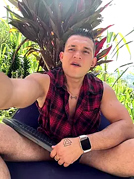 Snapshot of Marco_Vega chatting on September 21, 2025, 3:02 pm Marco Vega online show from September 21, 2025, 3:02 pm