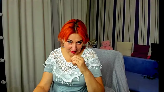 MilanaAlvis online show from December 14, 2025, 1:27 pm