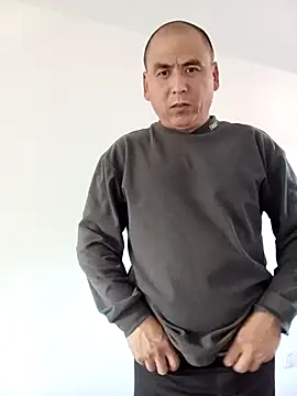 CWQ123 online show from November 10, 2025, 8:13 am