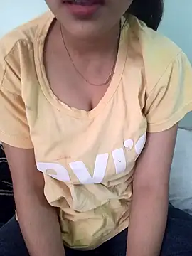 Neha Tyagi online show from November 20, 2025, 5:40 am