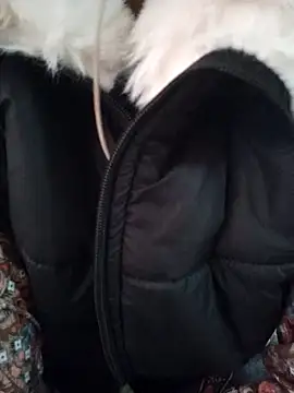 Neha Tyagi online show from November 27, 2025, 4:58 am