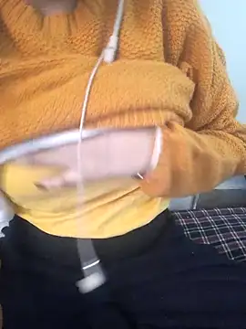 Neha Tyagi online show from December 3, 2025, 5:15 am