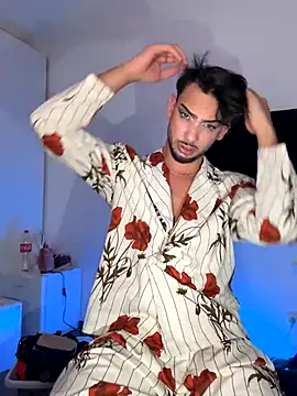 Snapshot of Gipsyboysteve chatting on December 2, 2025, 5:52 pm Gipsyboysteve online show from December 2, 2025, 5:52 pm