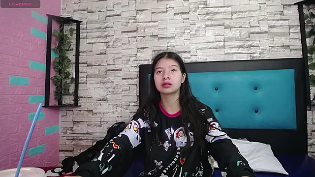 maily can online show from September 25, 2025, 12:31 pm