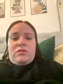 Snapshot of Kendra_Mystika chatting on September 29, 2025, 9:19 pm Kendra Mystika online show from September 29, 2025, 9:19 pm