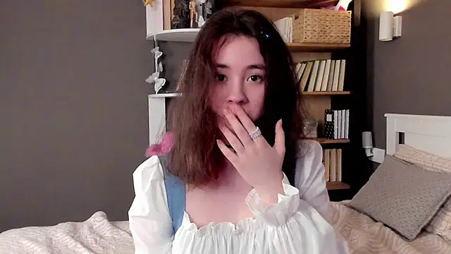 Snapshot of AlbertaClack chatting on November 16, 2025, 2:11 pm AlbertaClack online show from November 16, 2025, 2:11 pm