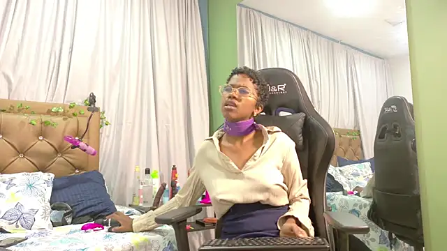 Snapshot of didoelizabeth chatting on September 29, 2025, 1:16 pm didoelizabeth online show from September 29, 2025, 1:16 pm