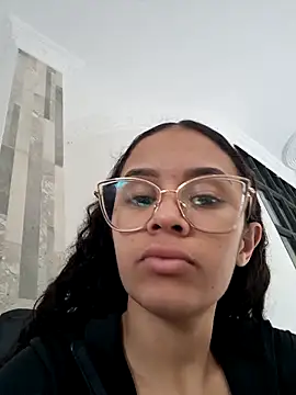 Snapshot of Britany_Sweety chatting on September 24, 2025, 5:16 pm Britany Sweety online show from September 24, 2025, 5:16 pm