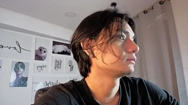 Snapshot of davoxer chatting on December 1, 2025, 3:22 am davoxer online show from December 1, 2025, 3:22 am