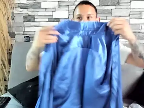 Masterblue hot online show from November 15, 2025, 8:38 pm