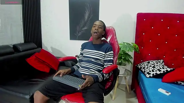 Snapshot of Cam_Brown chatting on September 9, 2025, 4:34 am Cam Brown online show from September 9, 2025, 4:34 am