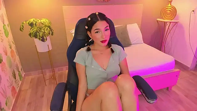 Snapshot of luma_sky_ chatting on October 5, 2025, 2:54 am luma sky online show from October 5, 2025, 2:54 am