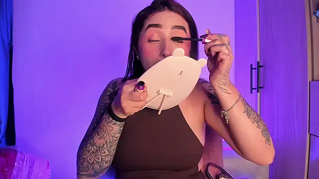 Snapshot of scarlett_Collinss chatting on December 2, 2025, 4:29 am scarlett Collinss online show from December 2, 2025, 4:29 am