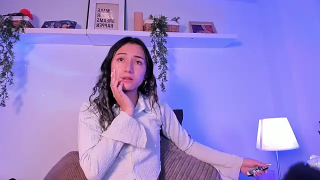 Vampgyal online show from November 27, 2025, 9:17 pm