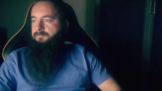 LondonMan1988 online show from November 19, 2025, 6:30 pm