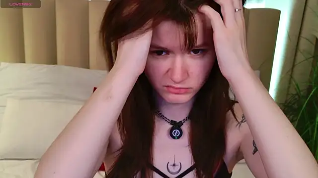 Snapshot of Aria_Vox chatting on November 30, 2025, 3:32 am Aria Vox online show from November 30, 2025, 3:32 am