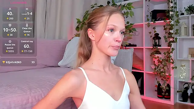 Kara smalltits online show from December 1, 2025, 11:59 am