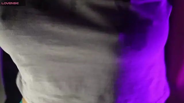 NidhiChandra online show from November 12, 2025, 11:10 am