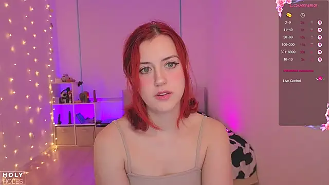 bananasgirl online show from November 14, 2025, 6:12 am