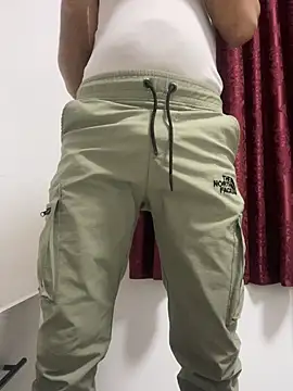 Anassal123 online show from November 19, 2025, 9:48 pm