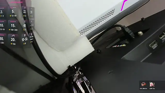 blue wxw online show from December 4, 2025, 5:50 am