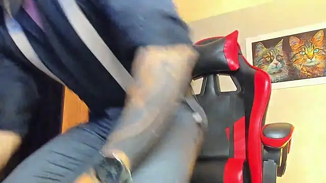 ALPHA DOMINUS  online show from November 9, 2025, 4:22 am